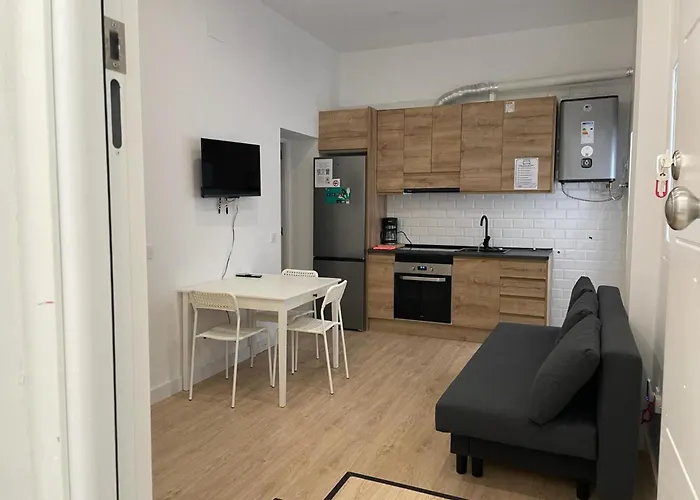 U1 Apartamento bien comunicado Madrid centro